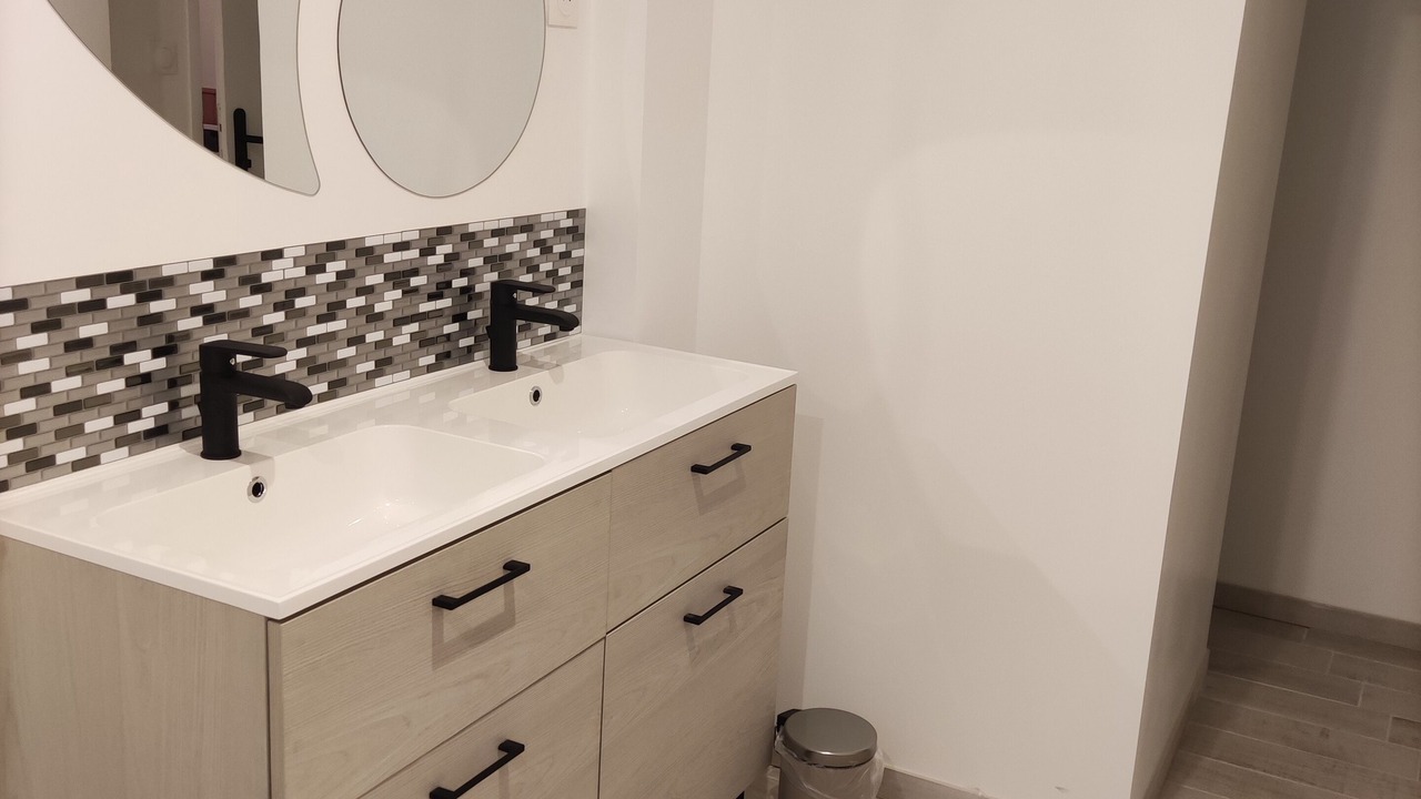 Photo of Bathroom in Avrille