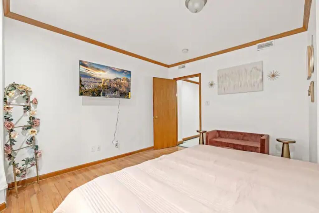 Photo of Bedroom in Market East