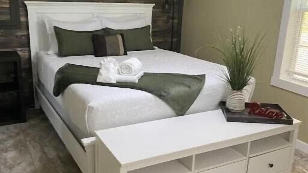 Photo of Bedroom in Horse Shoe