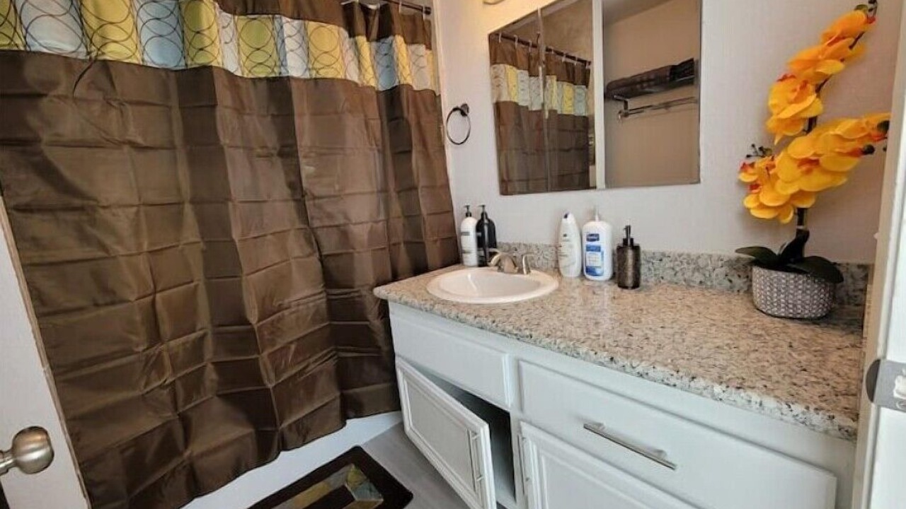 Photo of Bathroom in Sunrise Manor