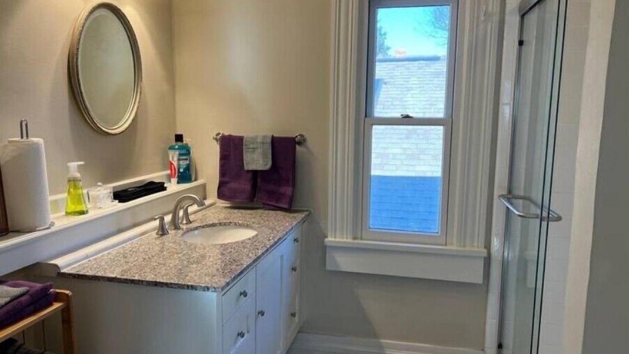Photo of Bathroom in Uptown