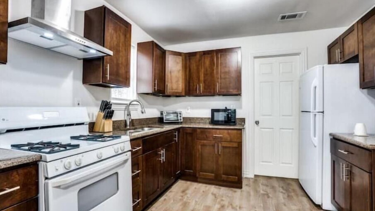 Photo of Kitchen in South Dallas - Fair Park