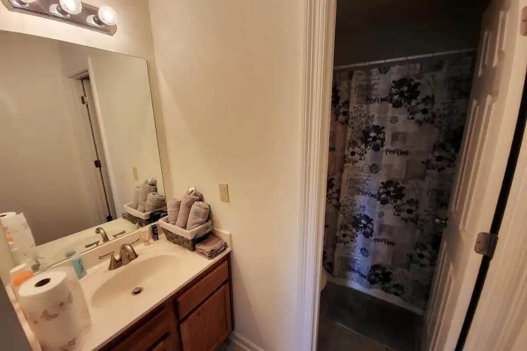 Photo of Bathroom in Sunshine