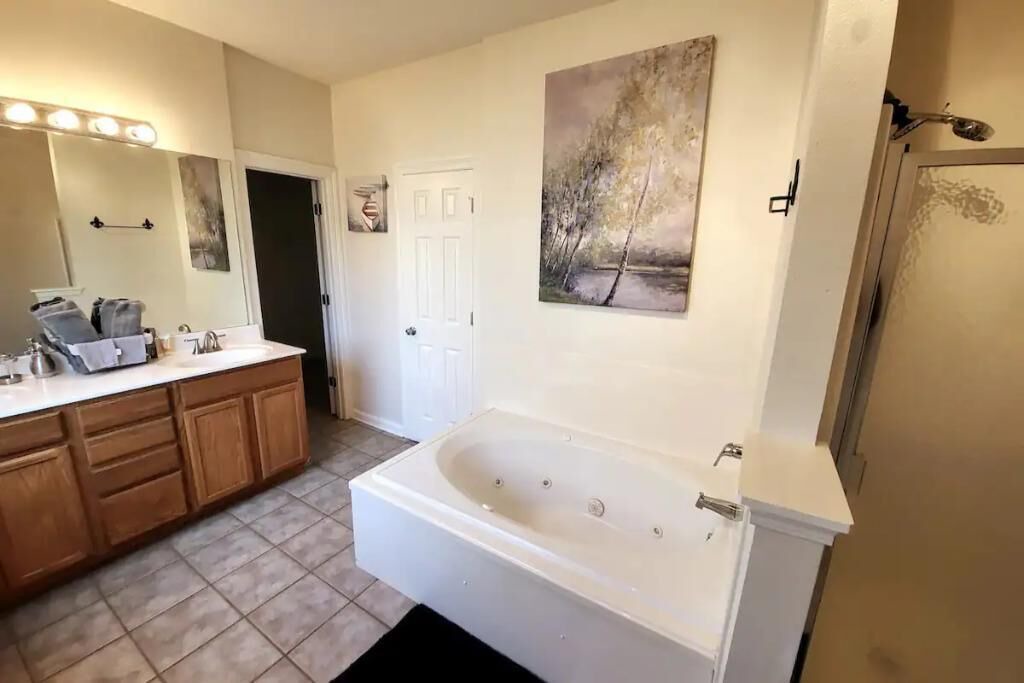 Photo of Bathroom in Sunshine