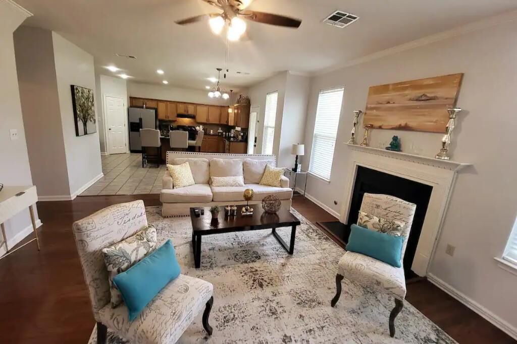 Photo of Livingroom in Sunshine
