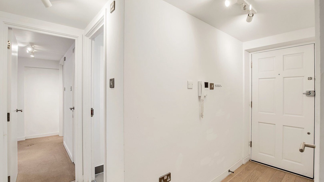 Photo of Others in Warwick