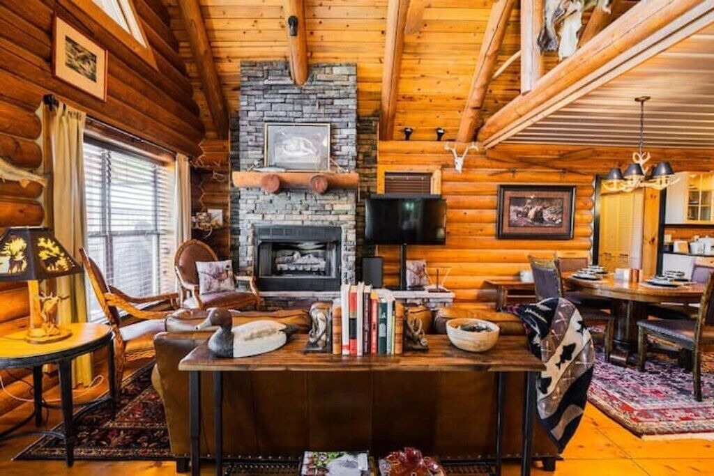 Photo of Livingroom in Lone Rock