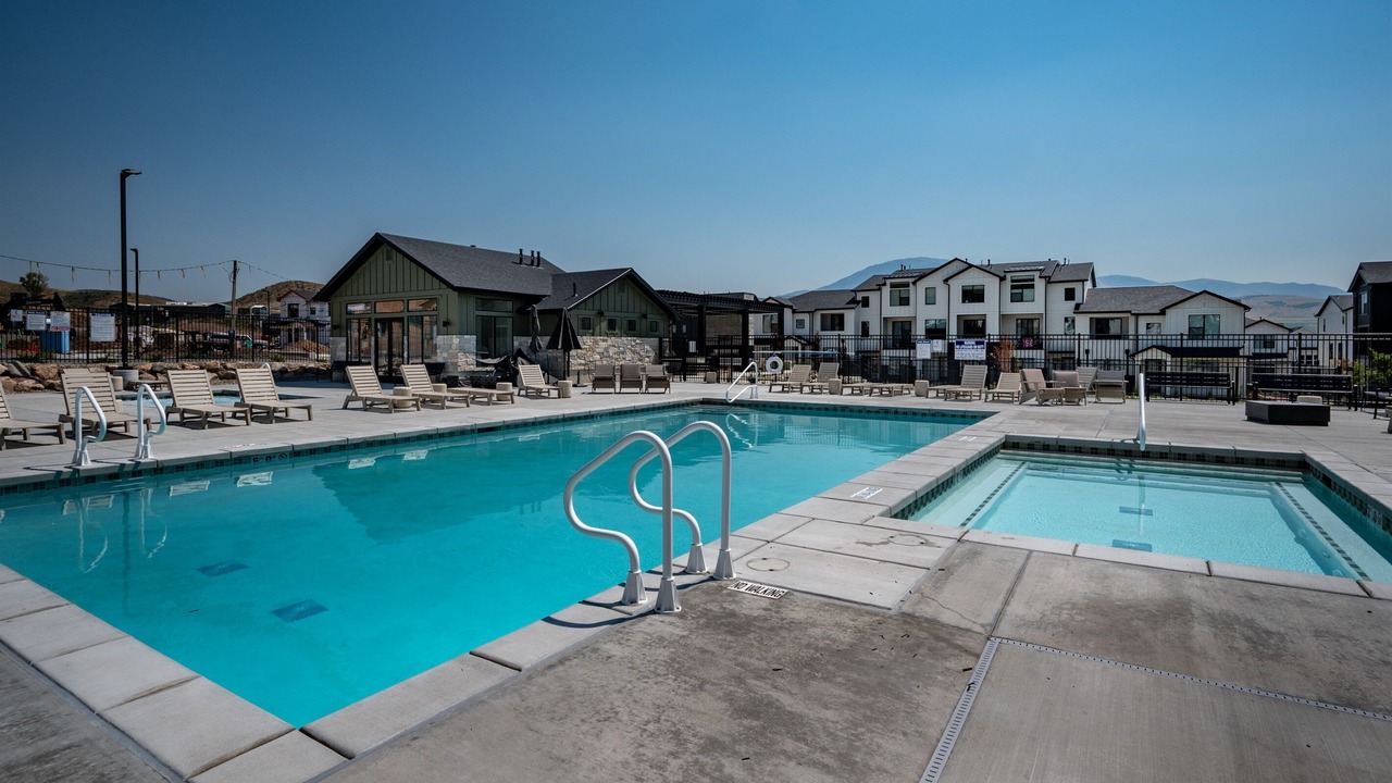 Photo of Outdoor in Mountain Green