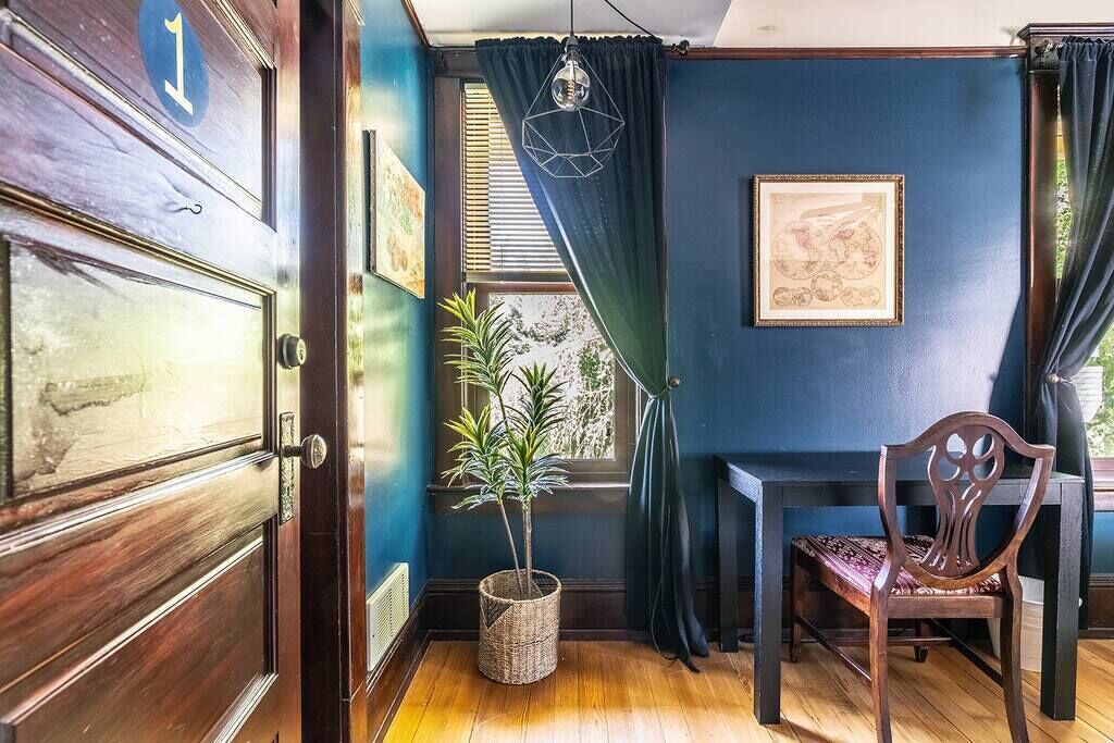 Photo of Others in Broadway