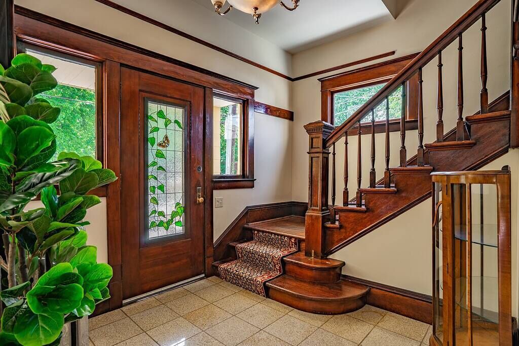 Photo of Others in Broadway