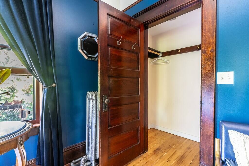 Photo of Others in Broadway