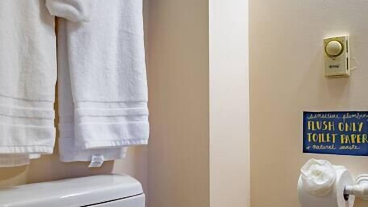 Photo of Bathroom in Broadway