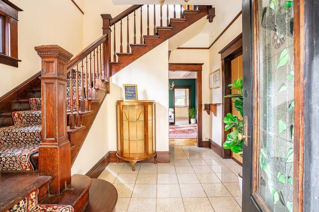 Photo of Others in Broadway