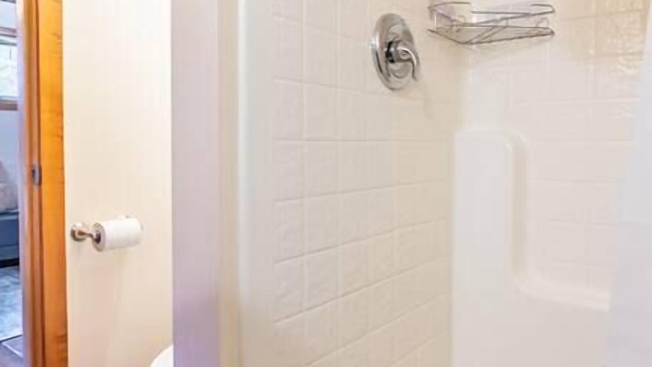 Photo of Bathroom in Broadway