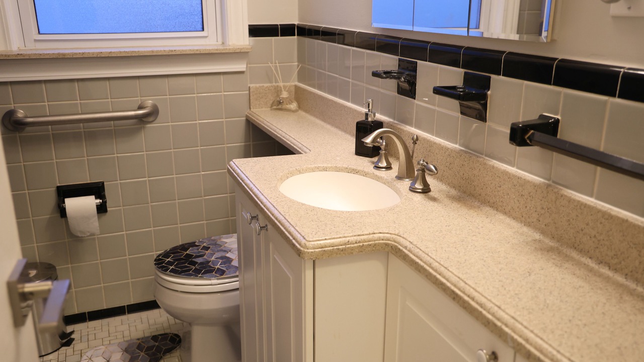 Photo of Bathroom in Dearborn Heights