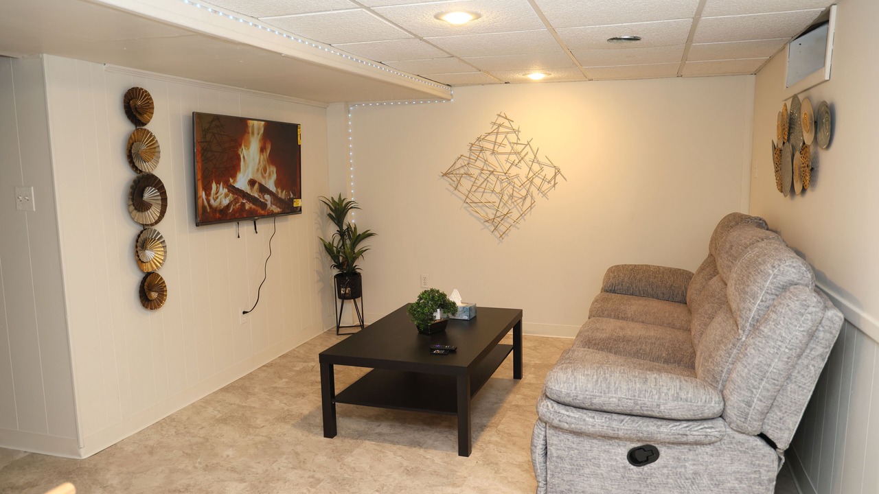 Photo of Livingroom in Dearborn Heights