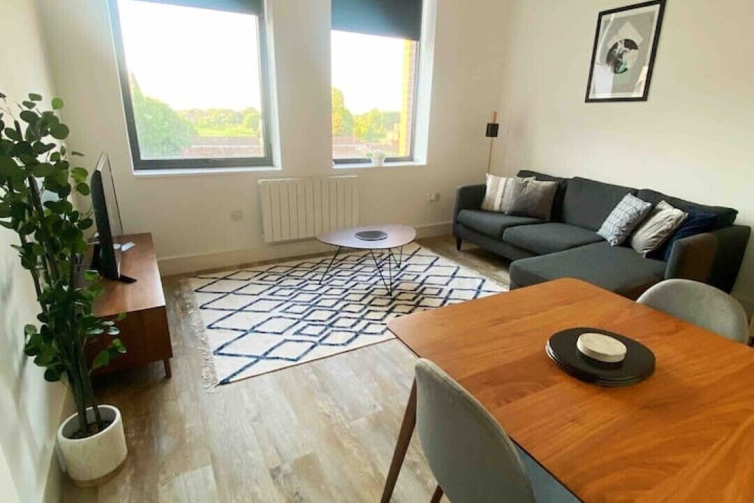 Photo of Livingroom in Sheldon