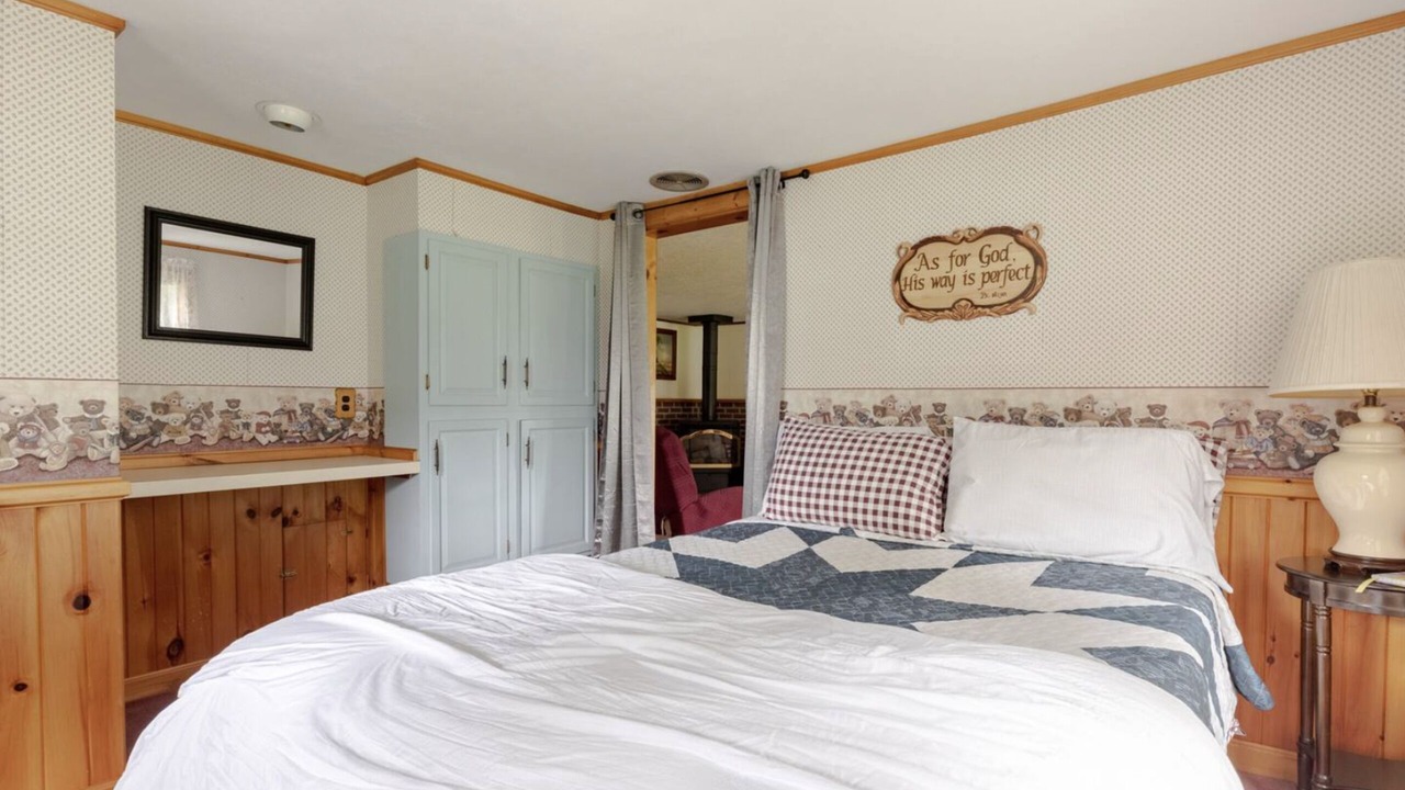 Photo of Bedroom in Ellisburg