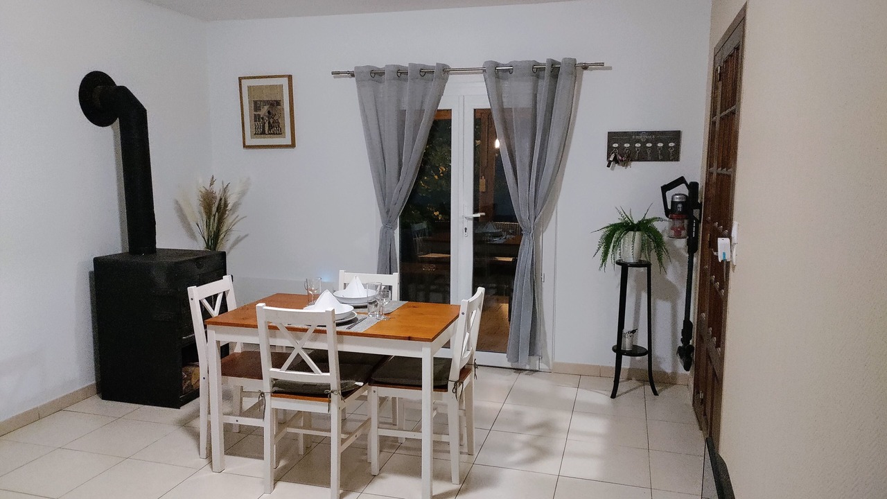 Photo of Others in Lhommaize