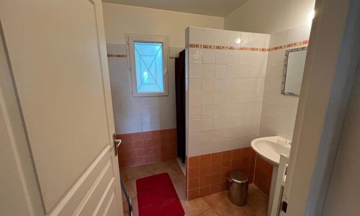 Photo of Bathroom in Conqueyrac