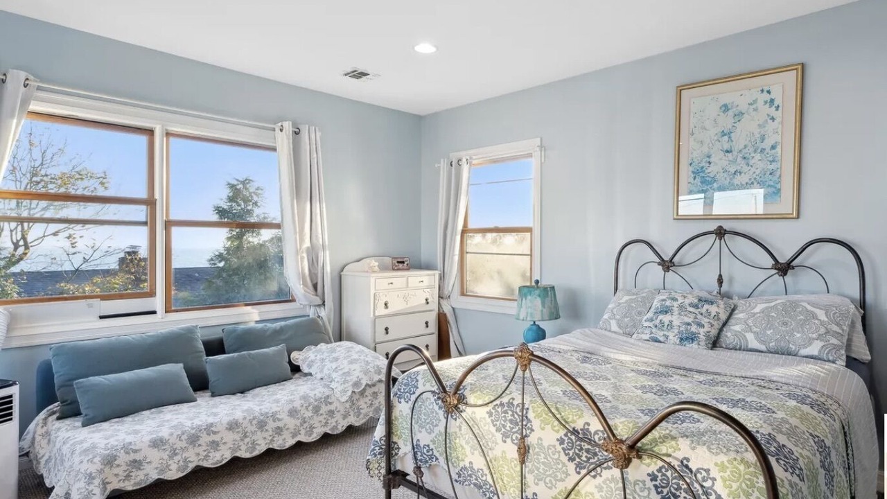 Photo of Bedroom in Center Moriches