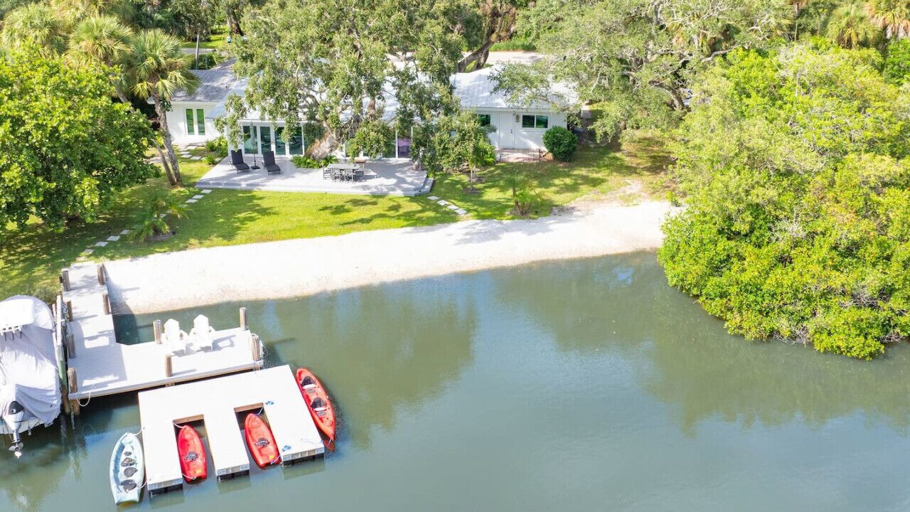 Photo of Others in Orchid Isle Estates