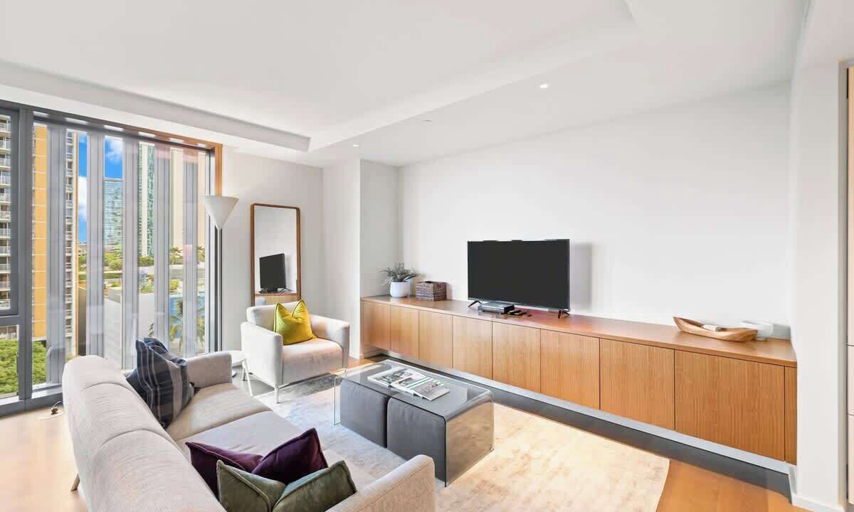 Photo of Livingroom in Ala Moana