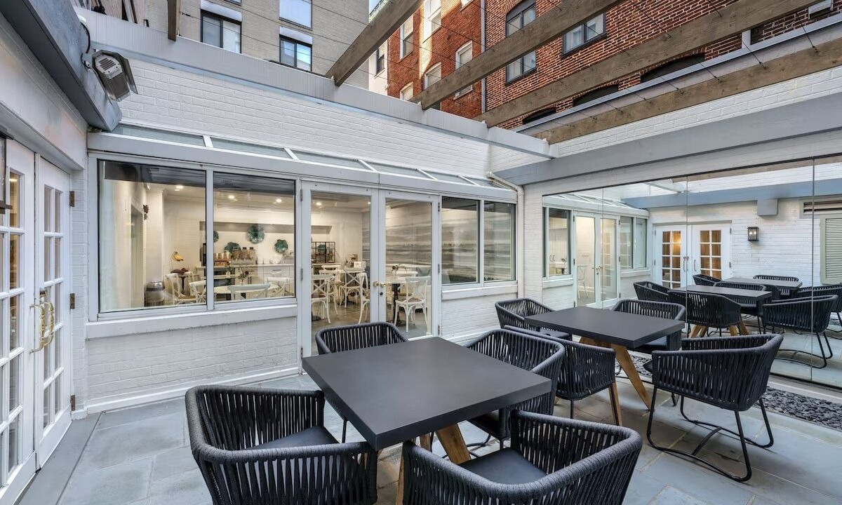 Photo of Outdoor in Kalorama Heights