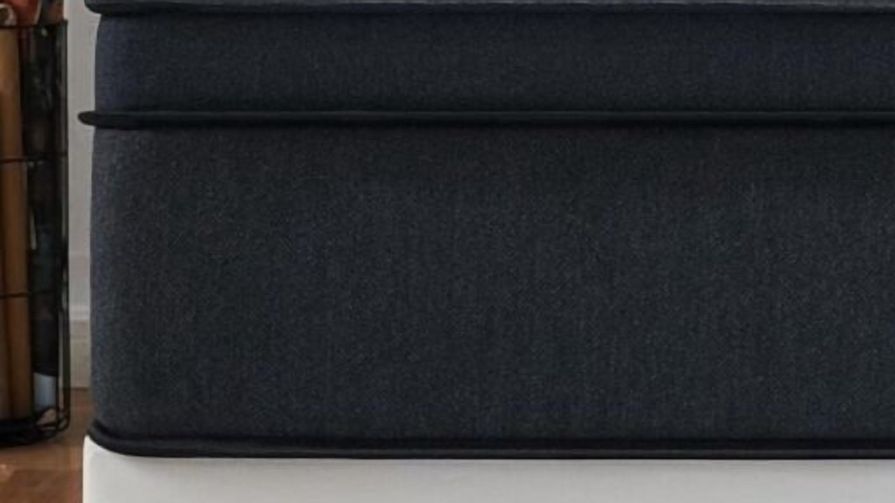 Photo of Bedroom in Clichy