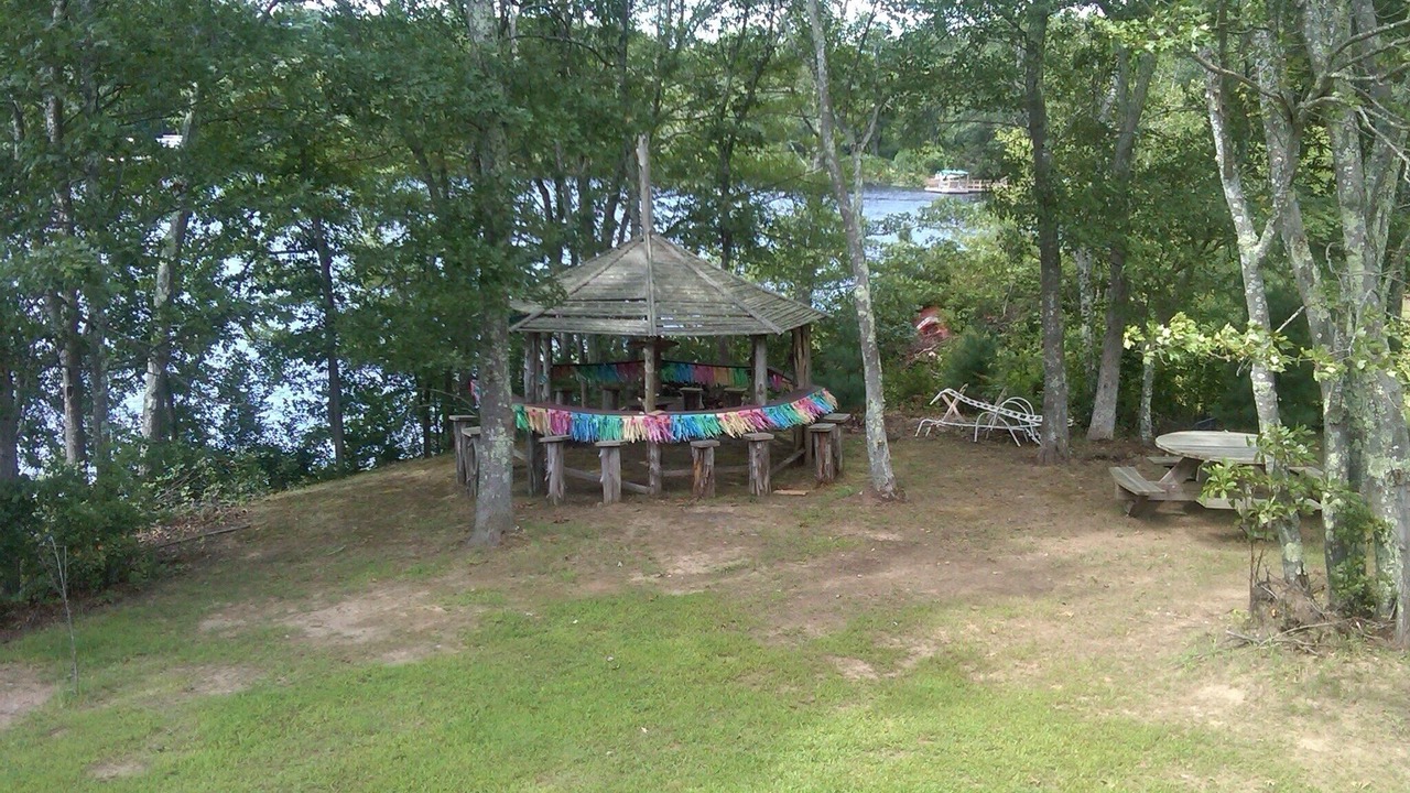 Photo of Outdoor in Kenyon