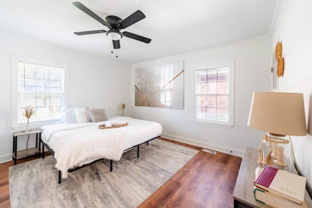 Photo of Bedroom in Forest Park