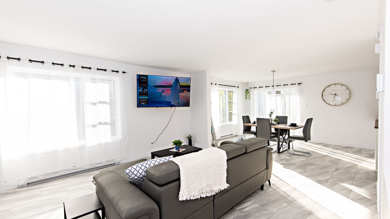 Photo of Livingroom in Val-d'Or