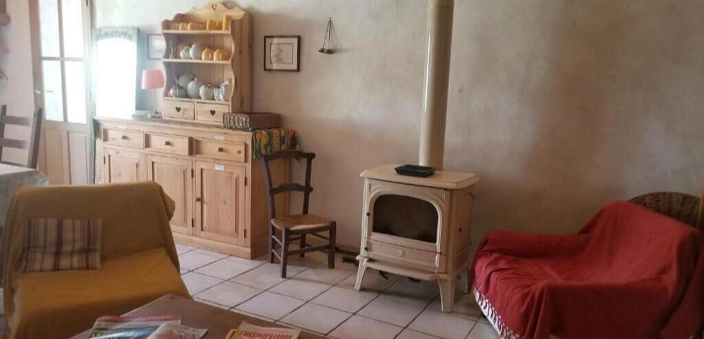 Photo of Livingroom in Quirbajou