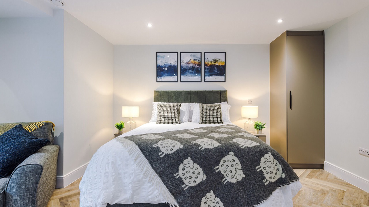 Photo of Others in Stoney Middleton