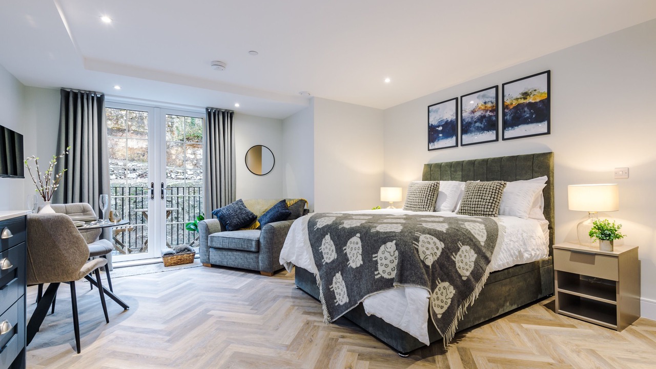 Photo of Others in Stoney Middleton