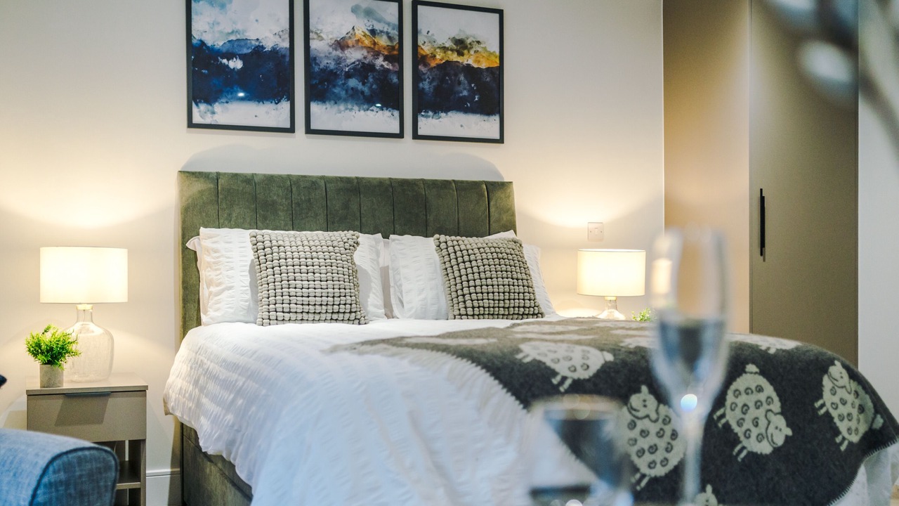 Photo of Others in Stoney Middleton