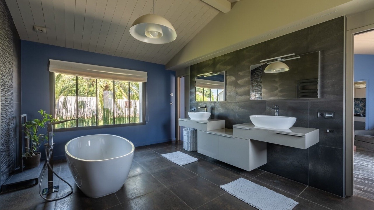 Photo of Bathroom in Sainte-Marie-de-Re