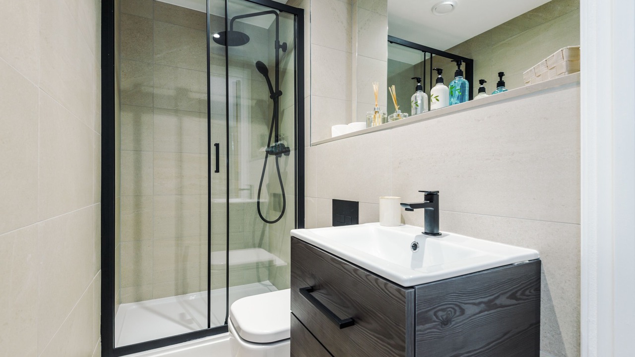 Photo of Bathroom in Stoney Middleton