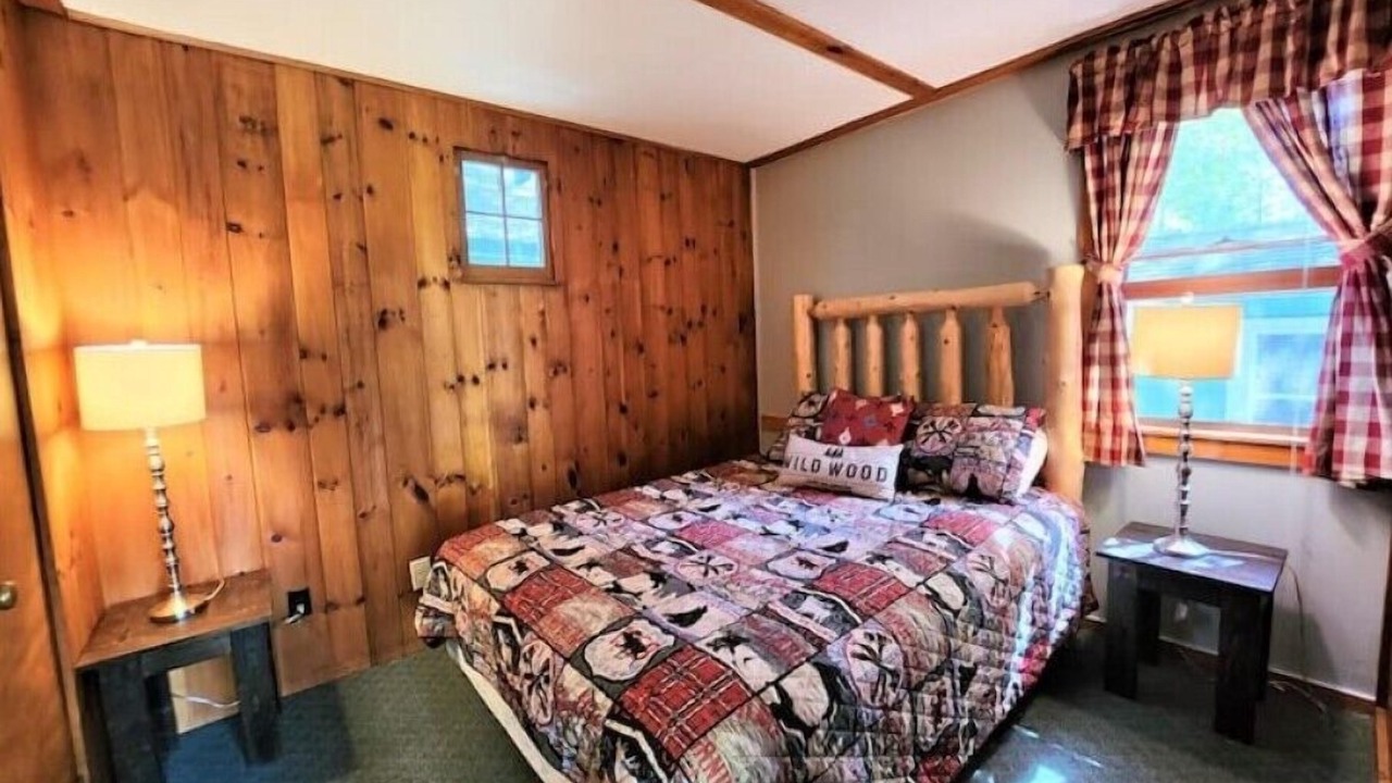 Photo of Bedroom in Lake George