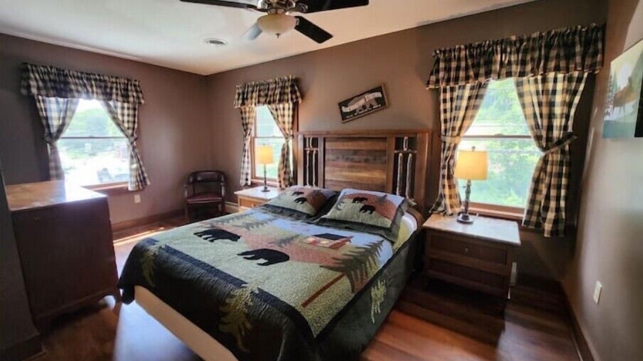Photo of Bedroom in Lake George