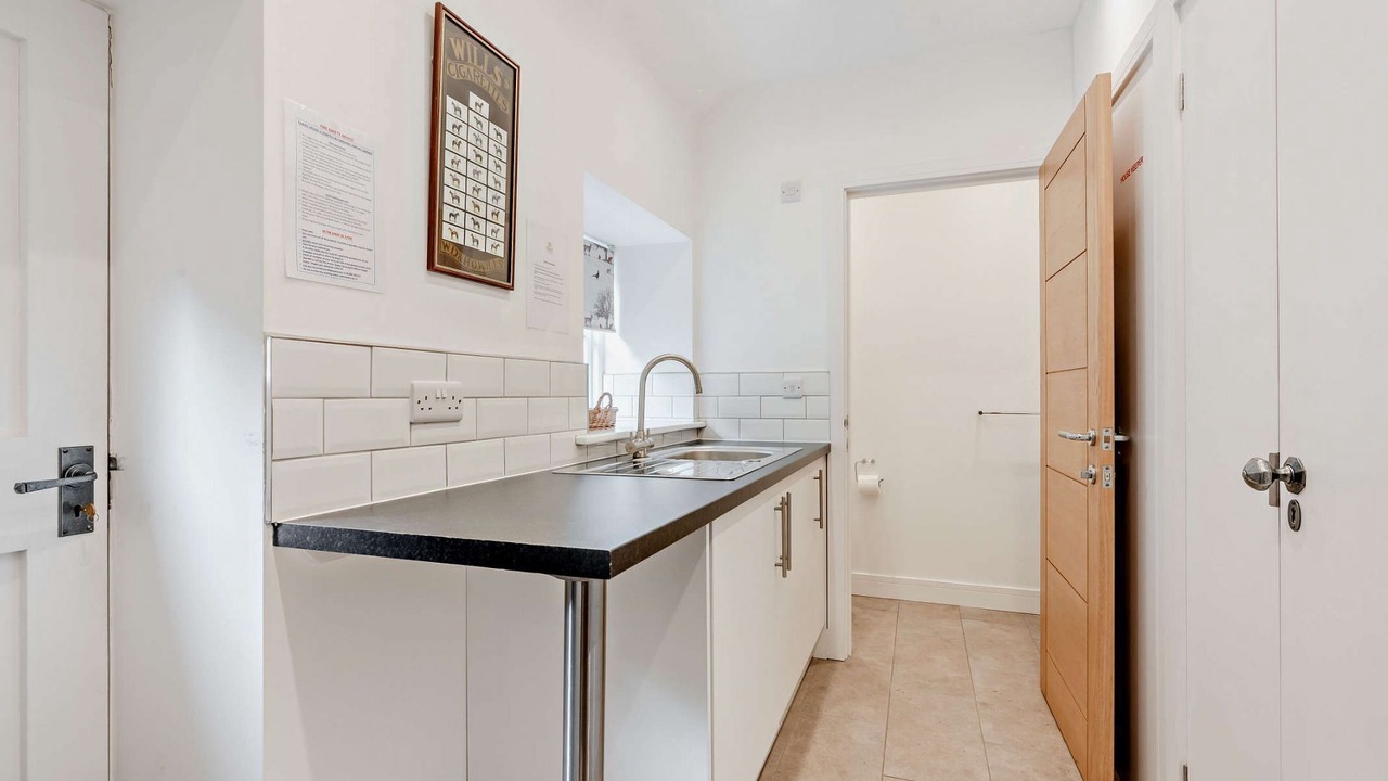 Photo of Others in Bampton