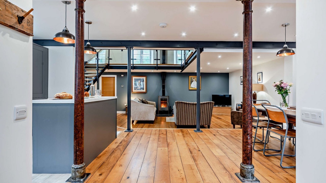 Photo of Others in Bampton