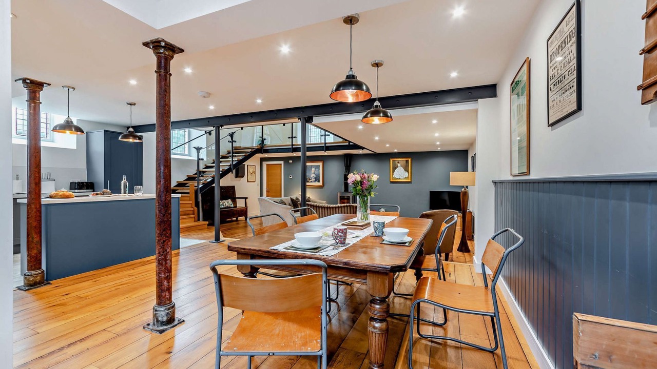 Photo of Others in Bampton