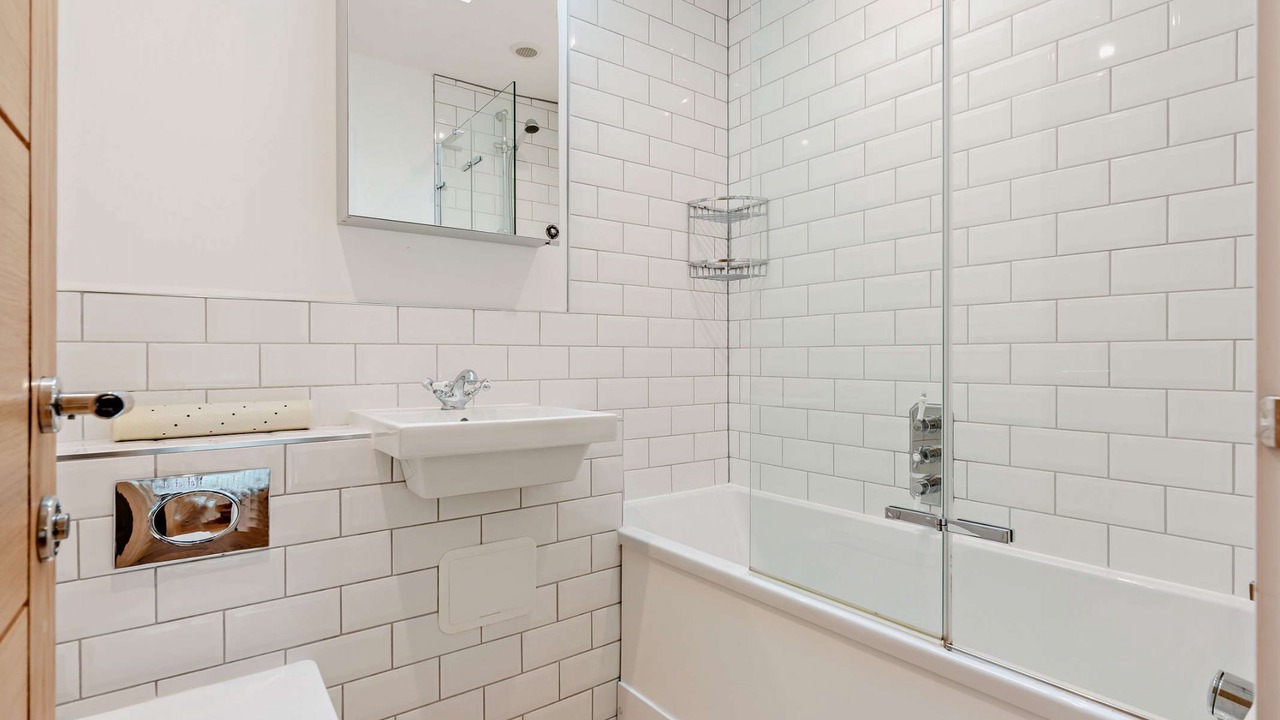 Photo of Bathroom in Bampton