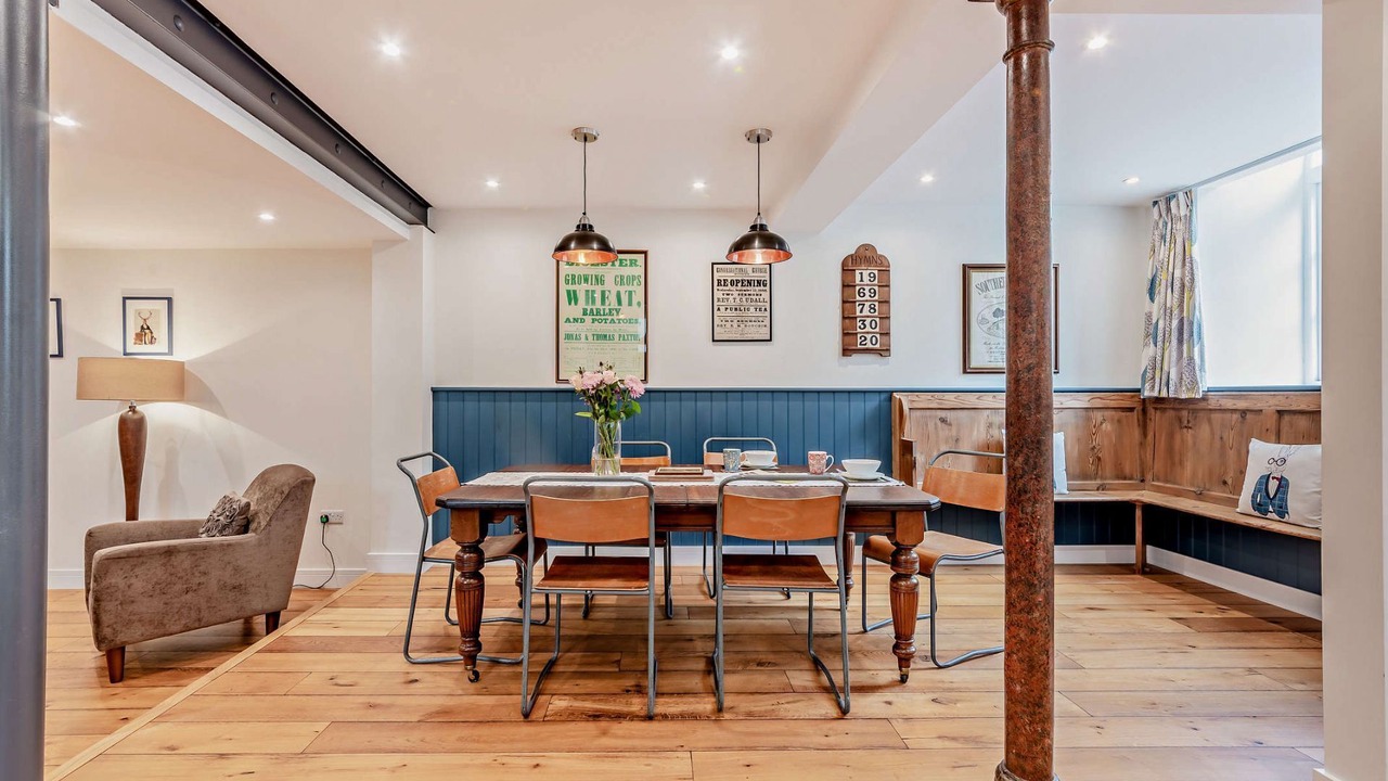 Photo of Others in Bampton