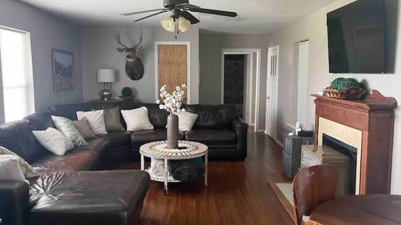 Photo of Livingroom in Ballinger