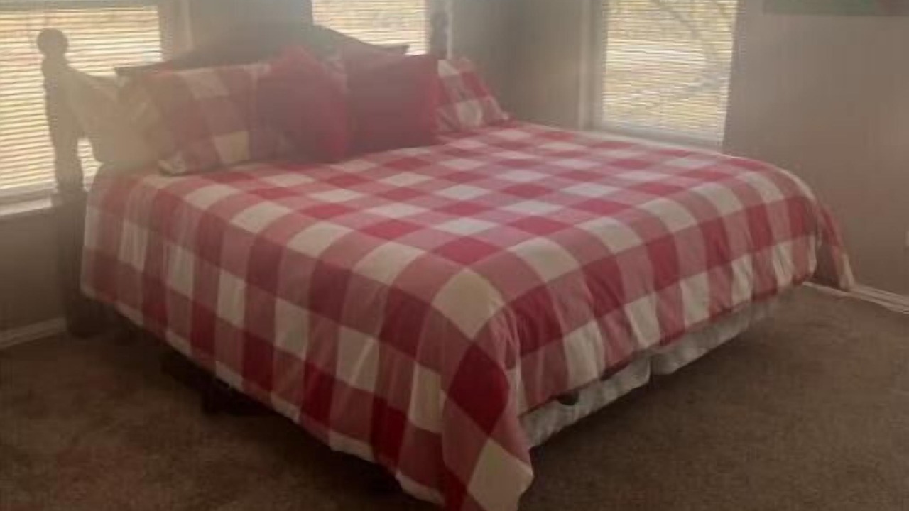 Photo of Bedroom in Ballinger