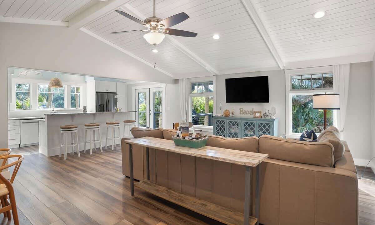 Photo of Bedroom in Blue Heron Lake