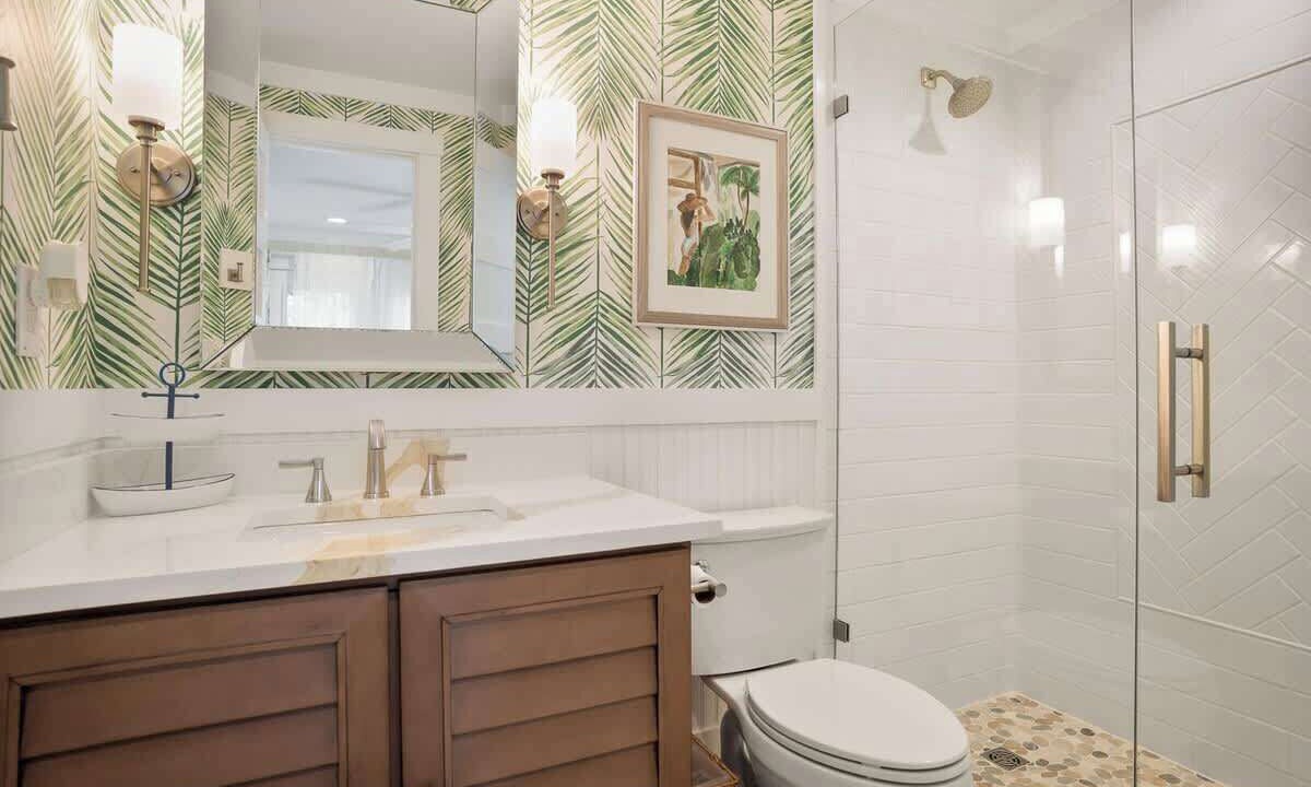 Photo of Bathroom in Blue Heron Lake