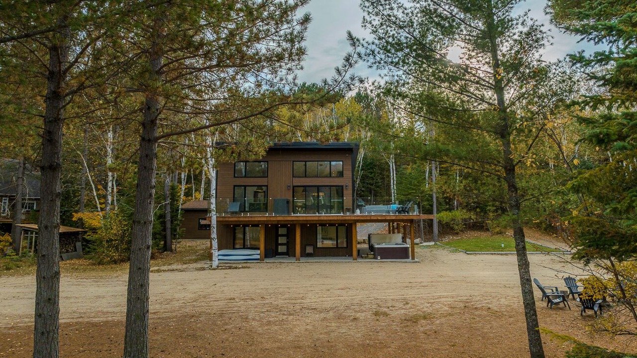 Photo of Outdoor in Notre-Dame-de-la-Merci
